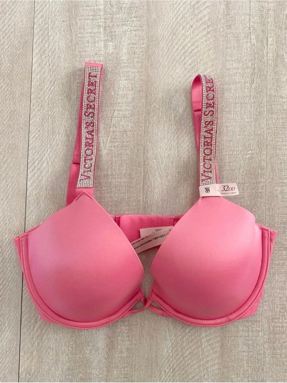 Victoria’s Secret Logo Shine Strap Lightly Lined Bra 32DD